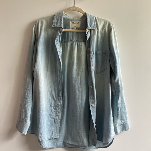 Madewell chambray button down, size medium - Picture 1 of 2